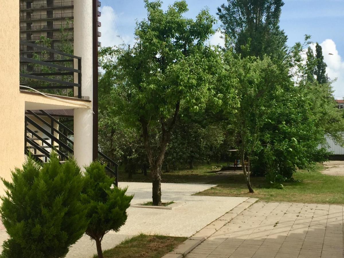 Rozalin Guest House Gudauta Dış mekan fotoğraf